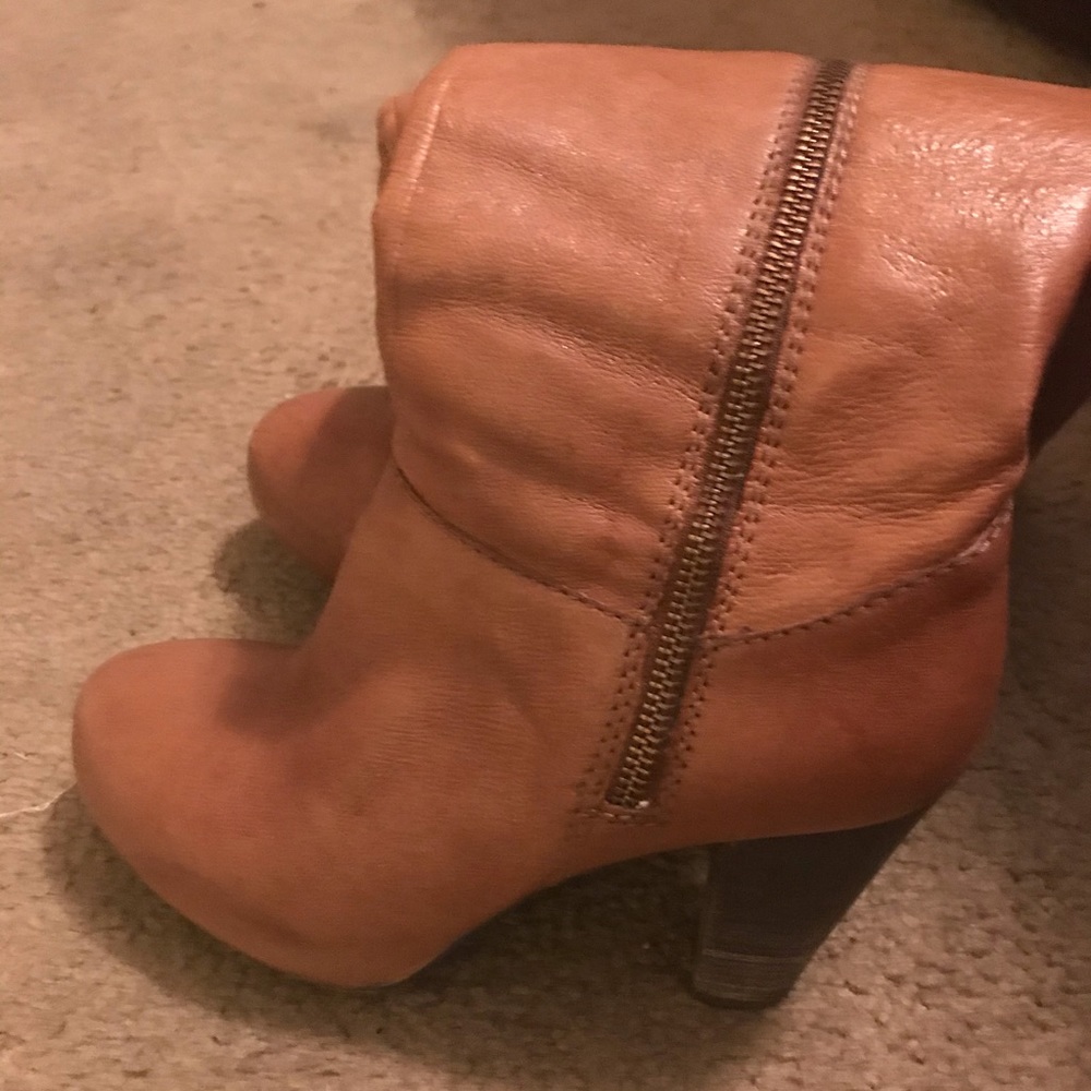 Steve Madden leather boots cognac